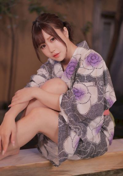 《年轻的女教师》4