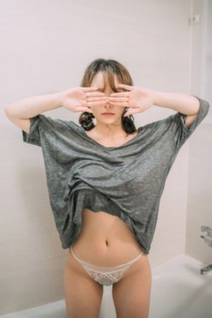 偷拍25位美女撒尿视频在线观看