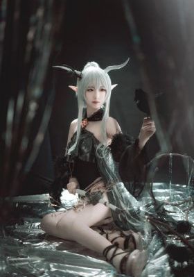加藤鹰